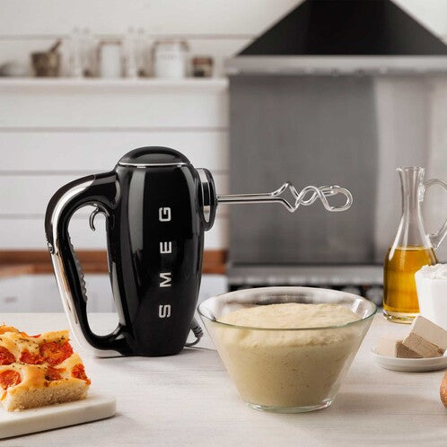 Batidora de varillas Smeg 50's style